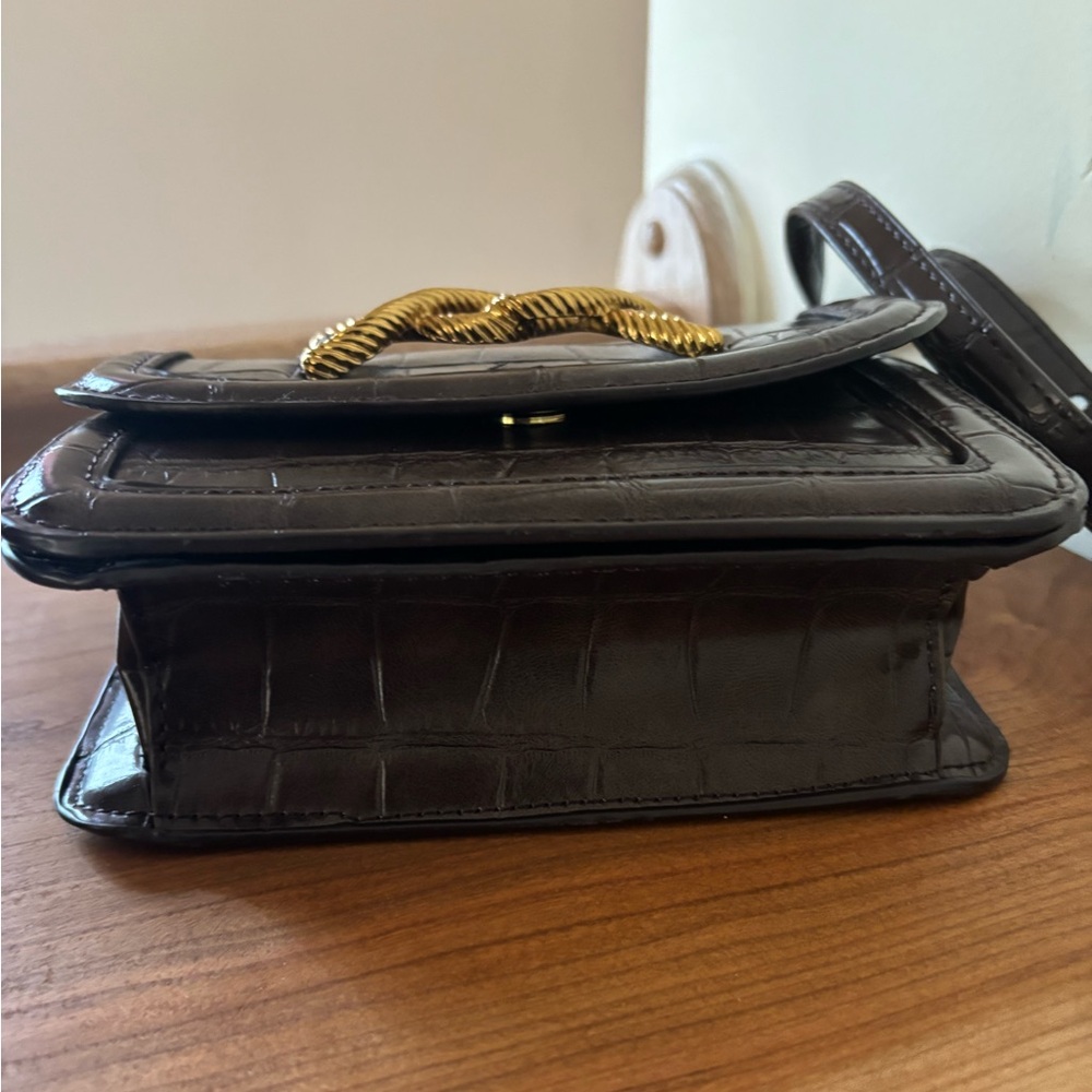 Zara Elegant Brown Leather Crossbody Bag - Picture 10 of 12